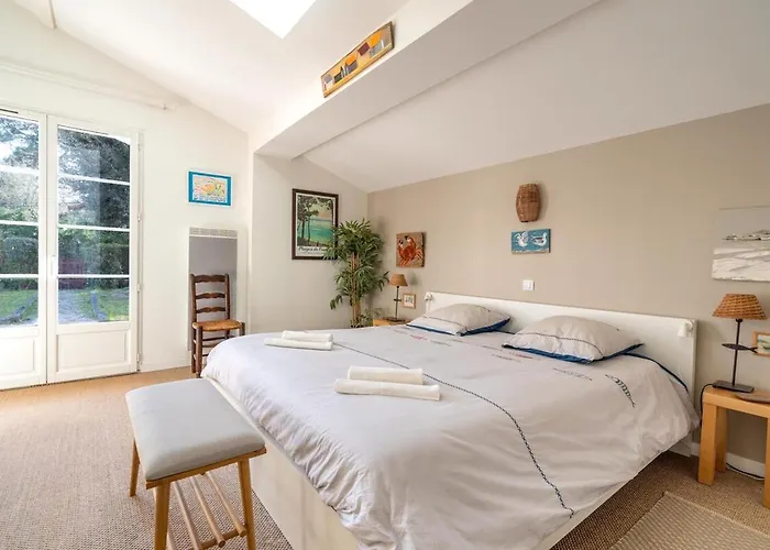 Vila Typique Avec A Pied *