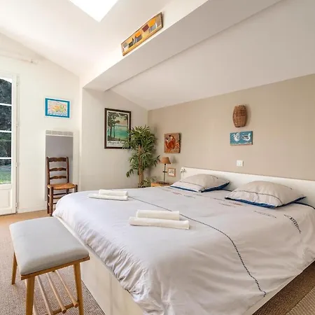 Vila Typique Avec A Pied *