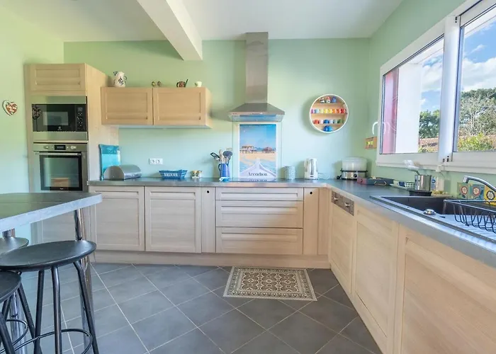 Villa Typique Avec A Pied